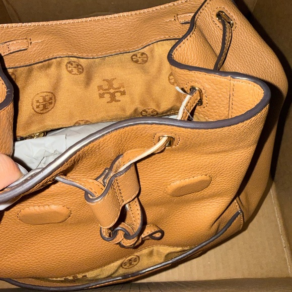 Tory Burch Bombé T-Flap Tan Leather Backpack - Picture 7 of 9